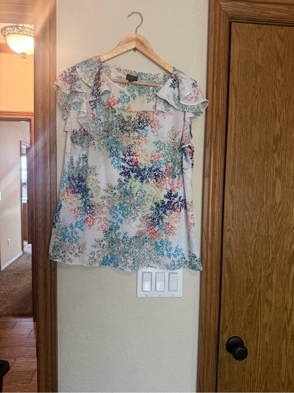 Worthington Multicolor Floral Ruffle Sleeve Top